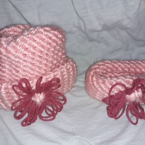 Hat and ear muff set